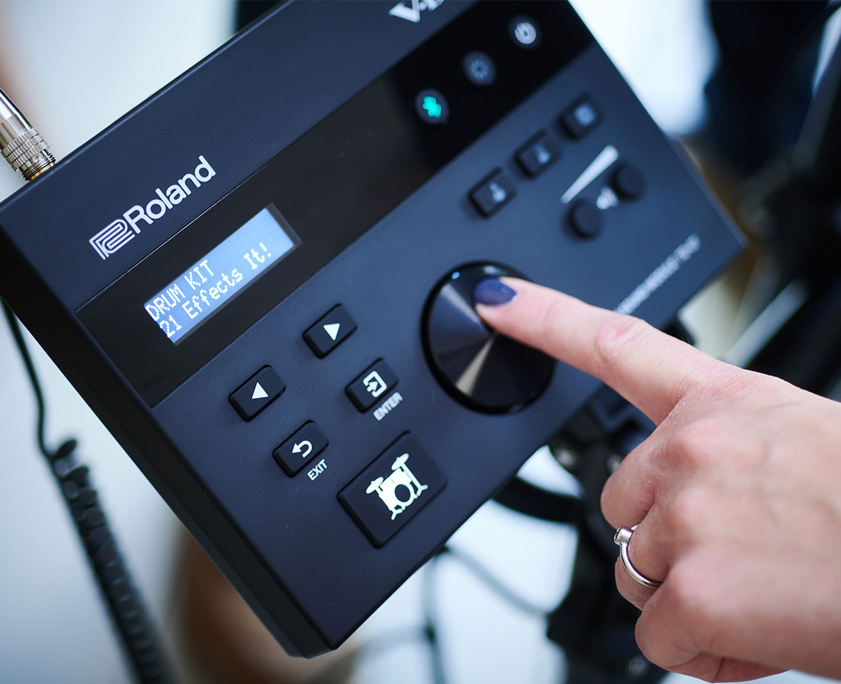 Roland VQD106, Công Nghệ Giảm Ồn Đỉnh Cao Cho Không Gian Nhỏ