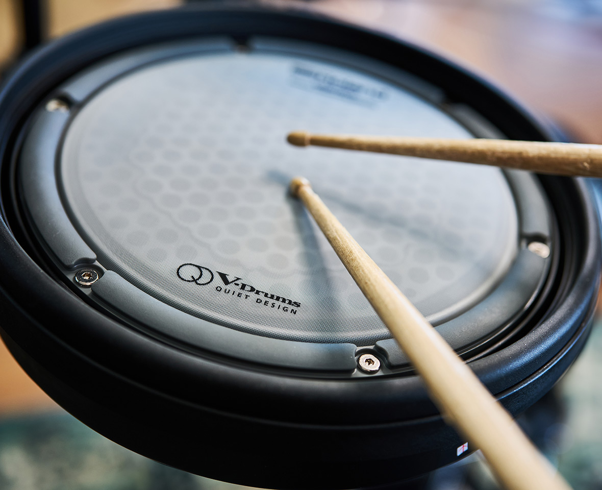 Roland VQD106, Công Nghệ Giảm Ồn Đỉnh Cao Cho Không Gian Nhỏ